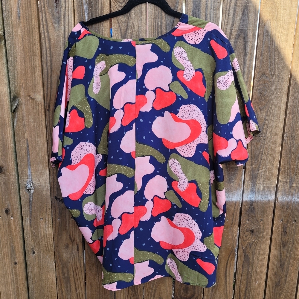 JODIFL Women's Abstract Pink and Green Blouse Size Large Loose Fit - Picture 2 of 5